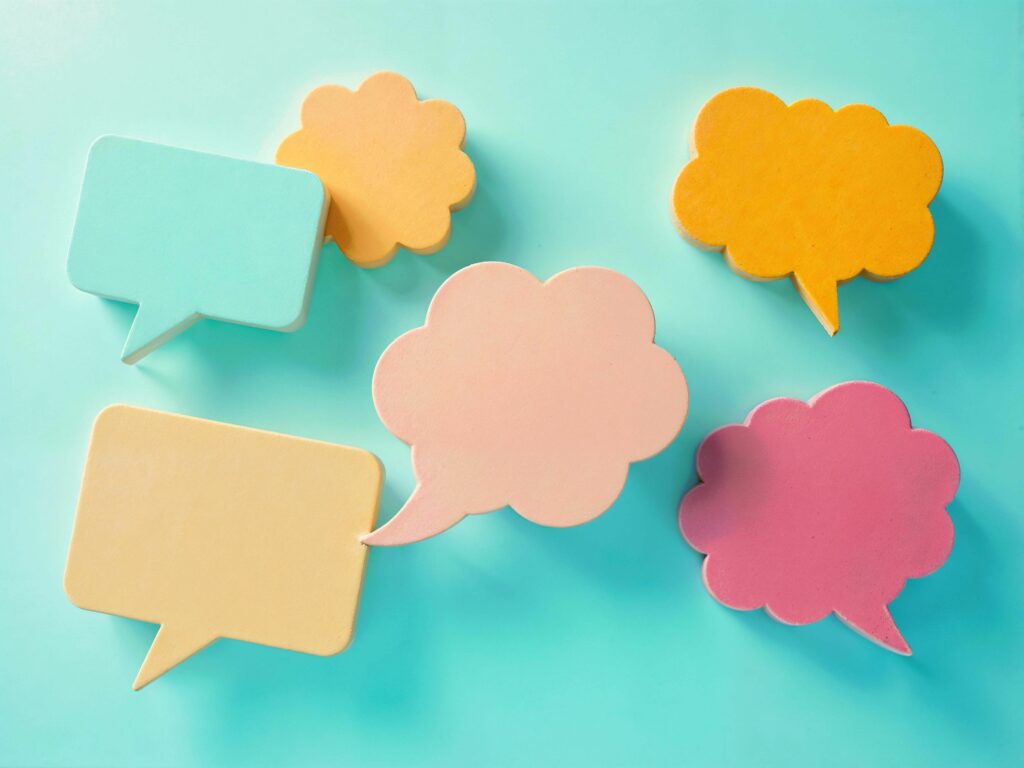 Lot de post-it de question vides